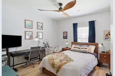 203 E 31st Street #102, Austin, TX 78705 - Photo 14