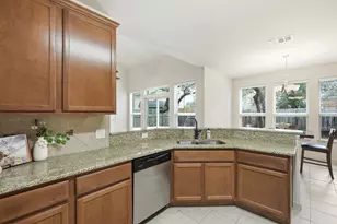 2410 S Great Oaks Dr S, Round Rock, TX 78681 - Photo 6