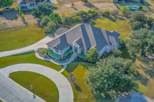 205 Standing Oak Dr, Georgetown, TX 78633 - Photo 38