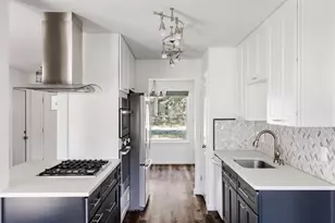 6101 London Dr, Austin, TX 78745 - Photo 14