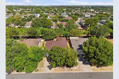 409 Kathleen Lane, Leander, TX 78641 - Photo 34