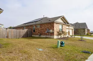 231 Milliner Loop, Hutto, TX 78634 - Photo 2