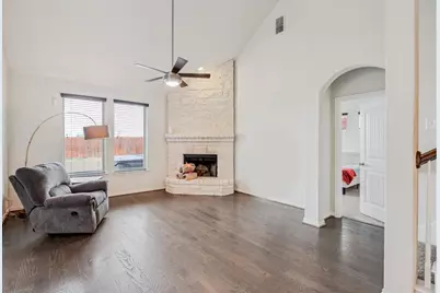 405 Farm Creek Drive, Hutto, TX 78634 - Photo 4