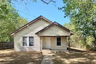 606 Mesquite St, Bastrop, TX 78602 - Photo 1