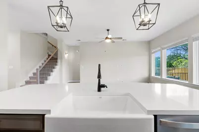 1046 Hazy Hills Loop, Dripping Springs, TX 78620 - Photo 10