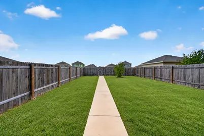 2916 Brand Iron Drive, San Marcos, TX 78666 - Photo 32