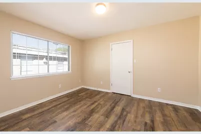 7300 Twin Crest Drive #201, Austin, TX 78752 - Photo 8