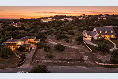 105 Stephanie Lane, Austin, TX 78738 - Photo 8