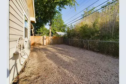 401 Nelray Boulevard #B, Austin, TX 78751 - Photo 16