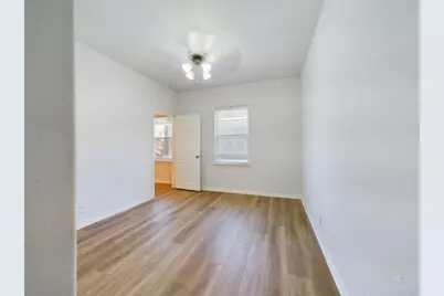401 Nelray Boulevard #B, Austin, TX 78751 - Photo 12