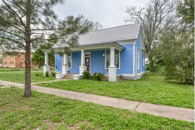 501 Burleson Street, Smithville, TX 78957 - Photo 26