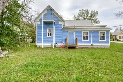 501 Burleson Street, Smithville, TX 78957 - Photo 32