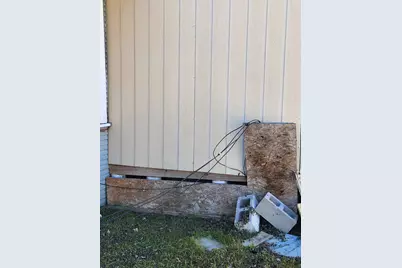 502 W 4th Street, Taylor, TX 76574 - Photo 20