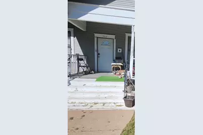 502 W 4th Street, Taylor, TX 76574 - Photo 2