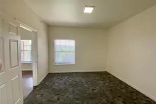 2320 Gracy Farms Ln, Austin, TX 78758 - Photo 6