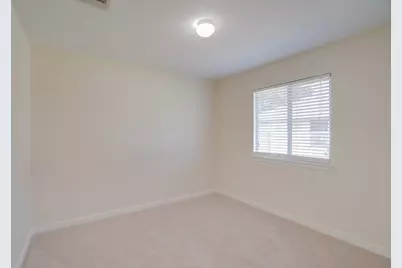 402 Hickory Tree Drive, Georgetown, TX 78626 - Photo 10
