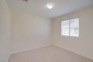 402 Hickory Tree Dr, Georgetown, TX 78626 - Photo 10