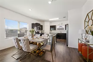 524 Circle Wy, Jarrell, TX 76537 - Photo 8