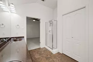 3936 Kristencreek Ln, Round Rock, TX 78681 - Photo 18