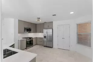 2051 Cambria Dr, Buda, TX 78610 - Photo 10