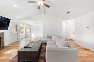 4015 Alexandria Dr, Austin, TX 78749 - Photo 2