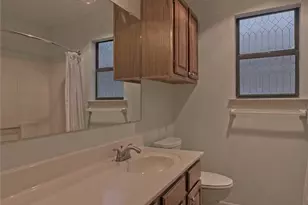 1102 Fowzer Street E, Taylor, TX 76574 - Photo 20