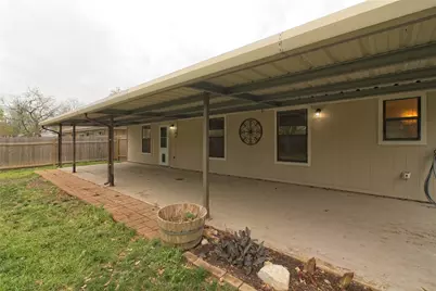 1102 Fowzer Street E, Taylor, TX 76574 - Photo 26