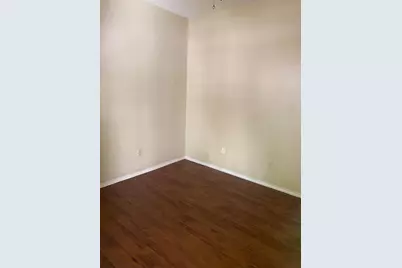 706 W 22nd Street #104, Austin, TX 78705 - Photo 2