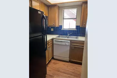 706 W 22nd Street #104, Austin, TX 78705 - Photo 14