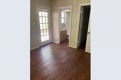 706 W 22nd Street #104, Austin, TX 78705 - Photo 12