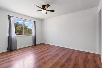 1910 Ireland Drive, Leander, TX 78641 - Photo 10