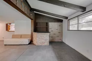 927 E Walnut St, La Grange, TX 78945 - Photo 12