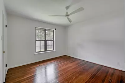 927 E Walnut Street, La Grange, TX 78945 - Photo 22