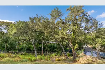 2705 Stratford Drive, Austin, TX 78746 - Photo 10