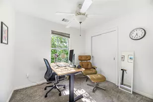 2921 E 14th St, Austin, TX 78702 - Photo 10