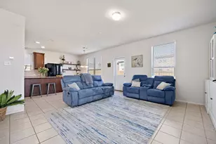 100 Verdin Ln, Jarrell, TX 76537 - Photo 10