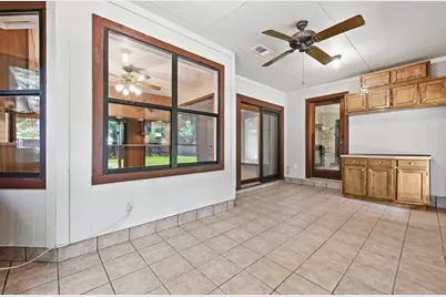 810 Pine Siskin Drive, Buda, TX 78610 - Photo 32