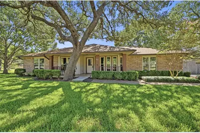 810 Pine Siskin Drive, Buda, TX 78610 - Photo 2