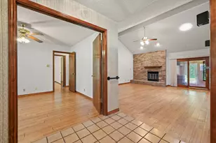 810 Pine Siskin Dr, Buda, TX 78610 - Photo 6