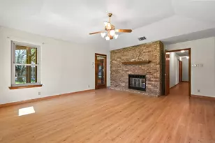 810 Pine Siskin Dr, Buda, TX 78610 - Photo 22