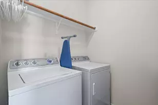 5813 Zachary Scott St, Austin, TX 78747 - Photo 16