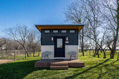 8604 Elroy Road, Del Valle, TX 78617 - Photo 18