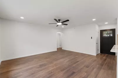 710 Ruby Isle Drive, Leander, TX 78641 - Photo 4