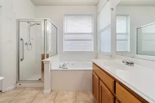 1105 Woodview Dr, Leander, TX 78641 - Photo 18