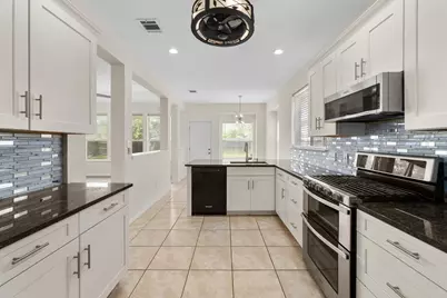 1105 Woodview Drive, Leander, TX 78641 - Photo 8