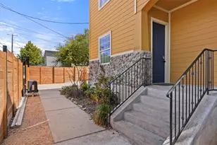 2931 E Martin Luther King Jr Blvd, Austin, TX 78702 - Photo 34