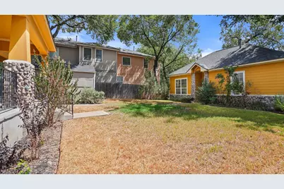 2931 E Martin Luther King Jr Boulevard, Austin, TX 78702 - Photo 32