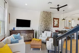 2931 E Martin Luther King Jr Blvd, Austin, TX 78702 - Photo 6