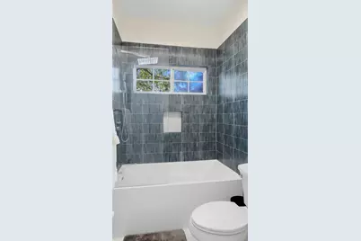 2931 E Martin Luther King Jr Boulevard, Austin, TX 78702 - Photo 16