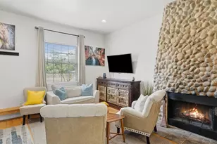 2931 E Martin Luther King Jr Blvd, Austin, TX 78702 - Photo 4